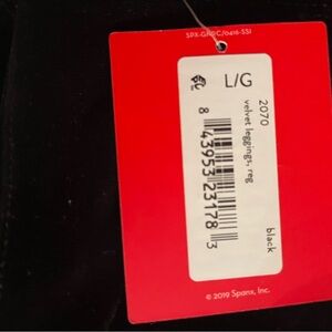 Velvet Black Spanx Leggings size Large. NWT